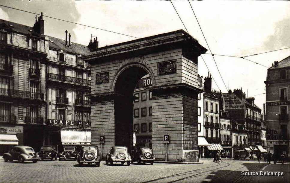 21 Dijon Porte Guillaume II.jpg